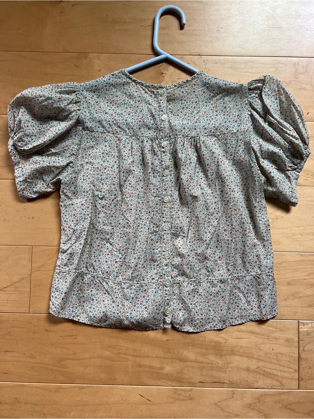 Doen Floral Puff-Sleeve Cotton Blouse - Picture 2 of 6